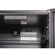 Einbaukühlschrank schwarz, Tür Edelstahl